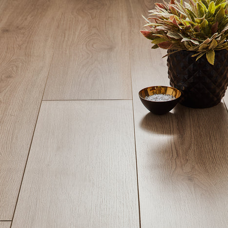Kronotex Windimere 7mm Laminate Flooring - Trend Oak