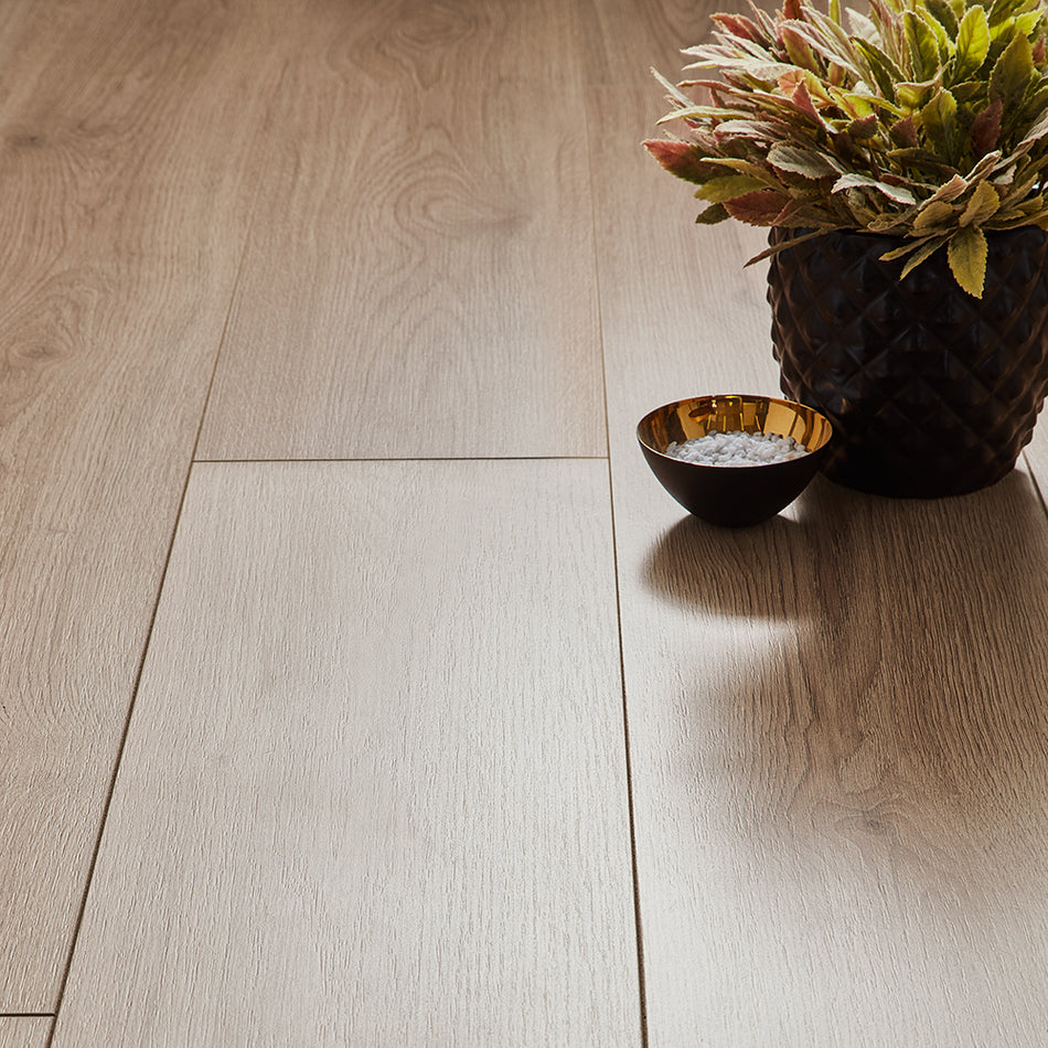 Kronotex Windimere 7mm Laminate Flooring - Trend Oak