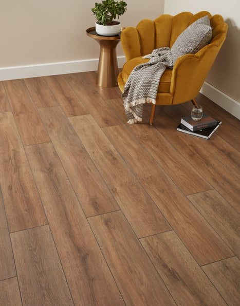 Kronotex Derwent 8mm Laminate Flooring - Authentic Oak