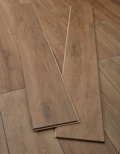 Kronotex Derwent 8mm Laminate Flooring - Authentic Oak