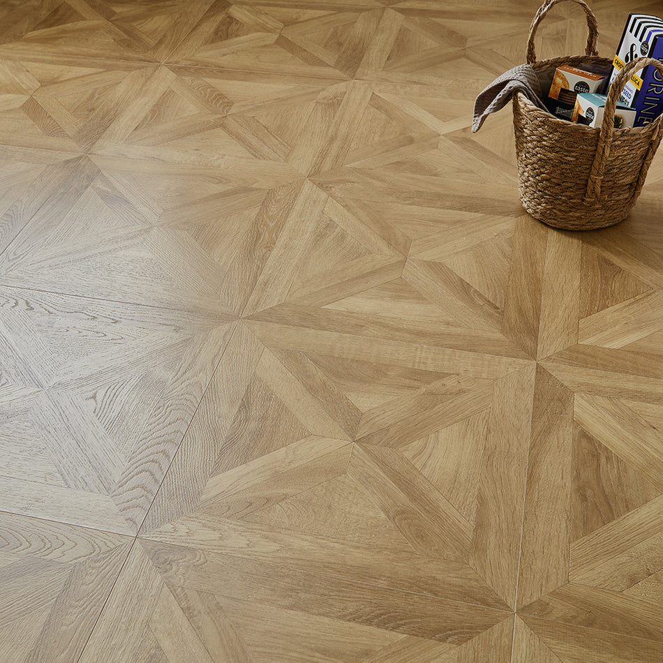 Faus Seathwaite 8mm Laminate Waterproof Parquet Flooring - Classic Oak