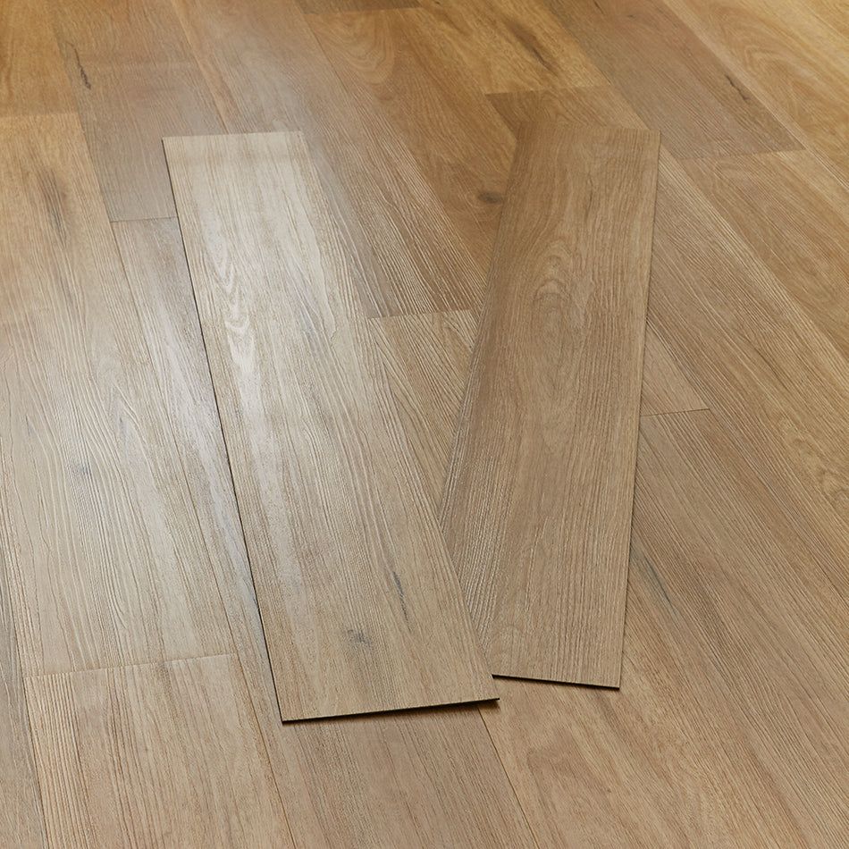 Rannerdale LVT Flooring - Natural Oak