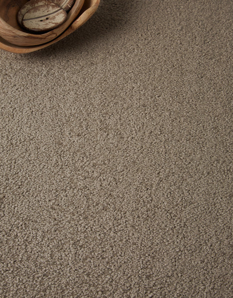 Ambleside Fleece Action Backing 15mm Saxony Carpet - Beige / 4m