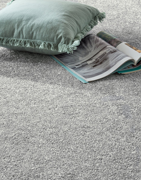 Keswick Dual Backing Backing 14mm Saxony Carpet - Classic Silver / 4m
