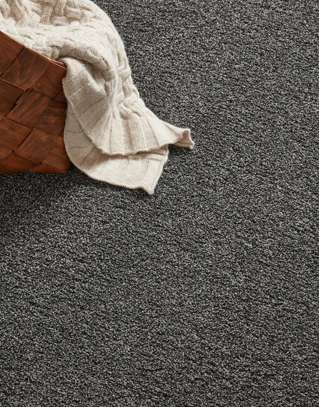 Bowness Hessian Backing 17mm Saxony Carpet - Charcoal / 4m