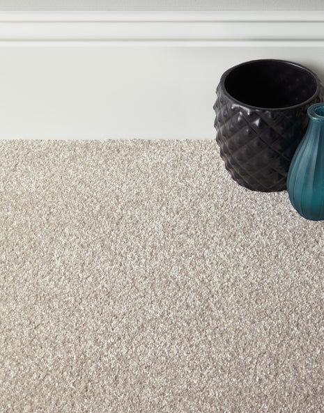 Bowness Hessian Backing 17mm Saxony Carpet - Frosted Dawn / 4m