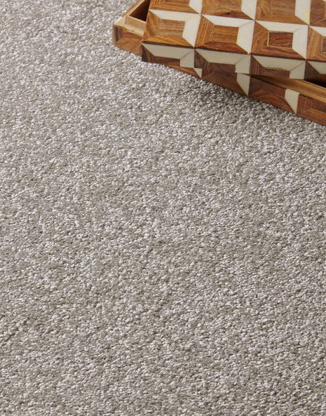 Bowness Hessian Backing 17mm Saxony Carpet - Morning Light / 4m