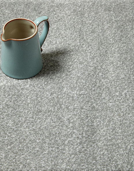 Langdale Felt Backing 14mm Twist Pile Carpet - White Silver / 4m