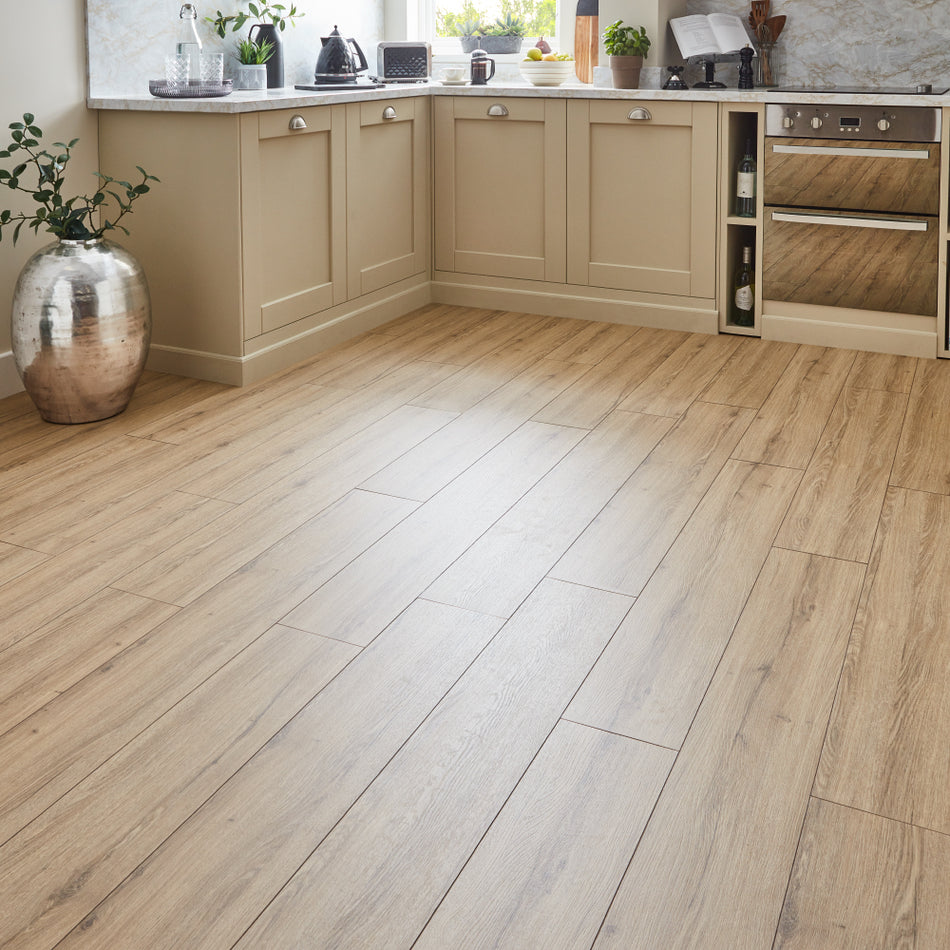 Buttermere 8mm Laminate Flooring - Elegant Oak
