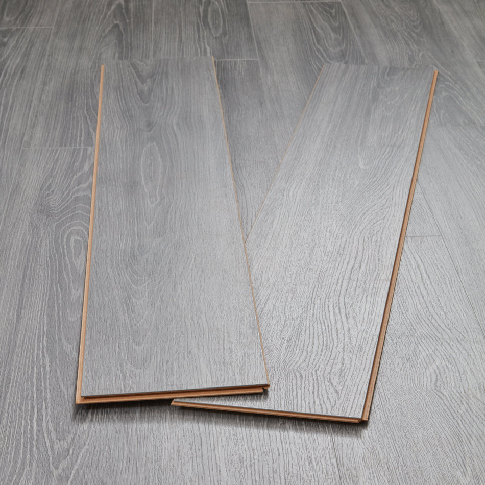 Tarnhows 7mm Laminate Flooring - Pebble Grey