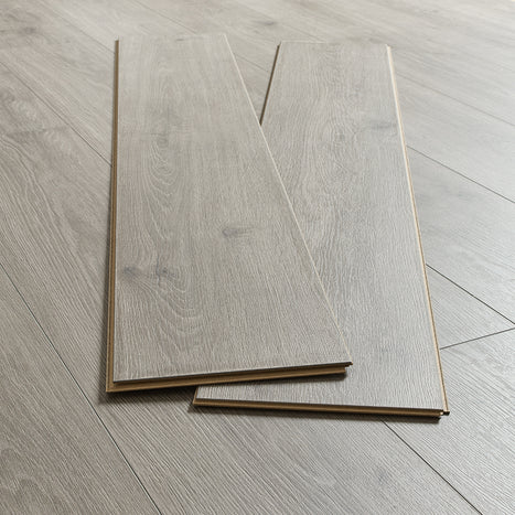 Tarnhows 7mm Laminate Flooring - Dark Grey Oak-SAMPLE