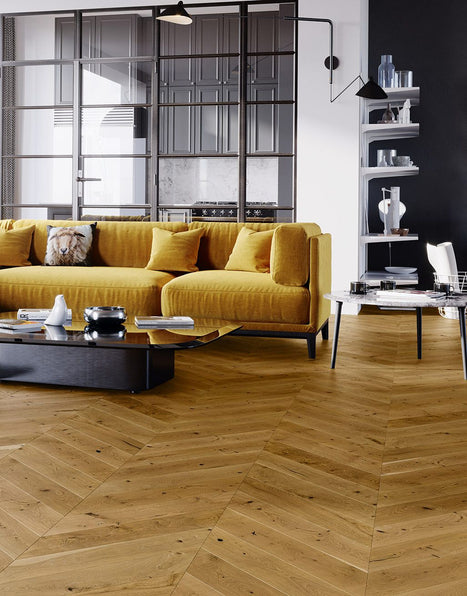 Como Chevron 14mm Engineered Wood Flooring - Golden Oak