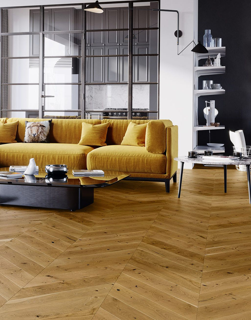 Como Chevron 14mm Engineered Wood Flooring - Golden Oak