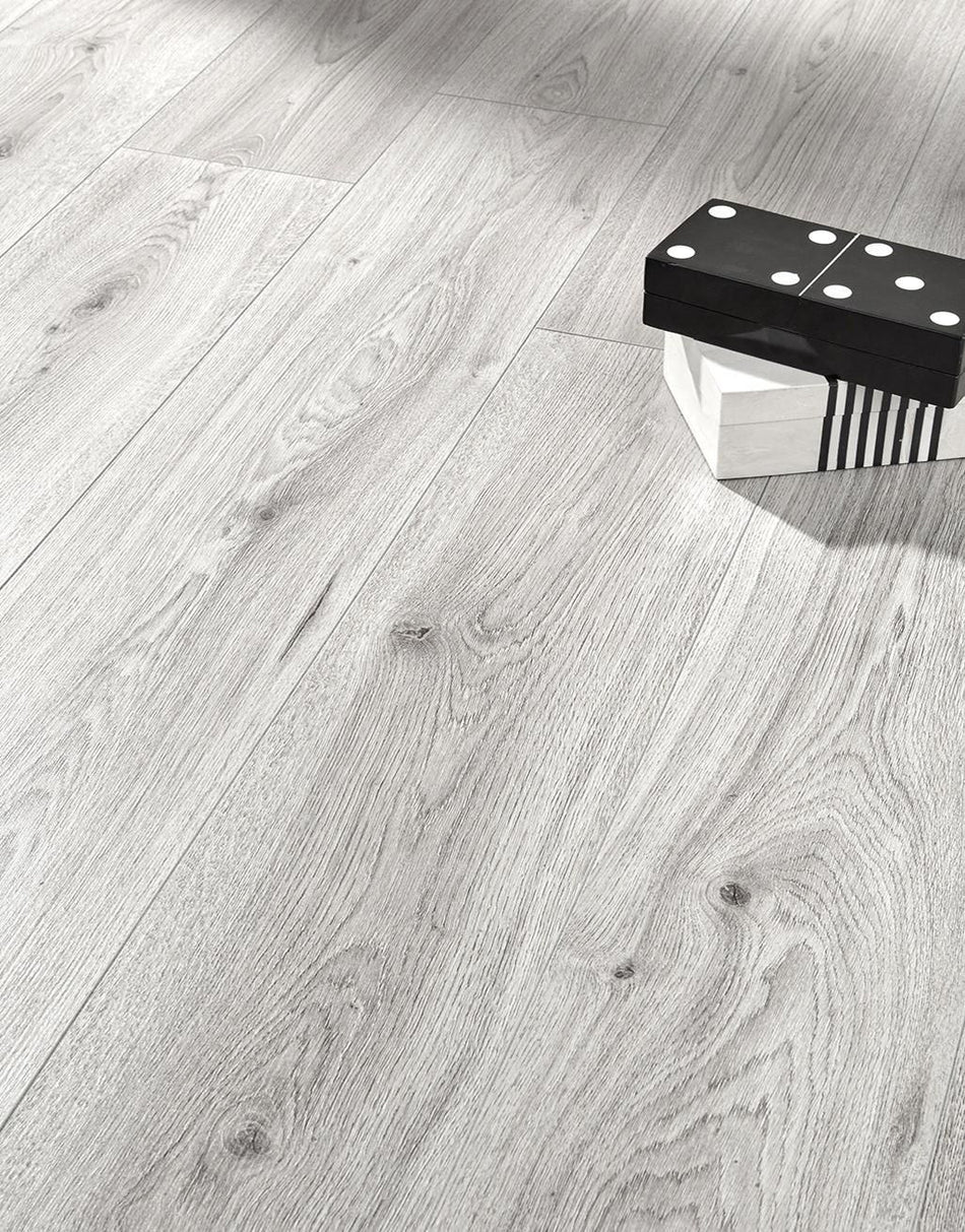Kronotex Derwent 8mm Laminate Flooring - Grey Trend Oak