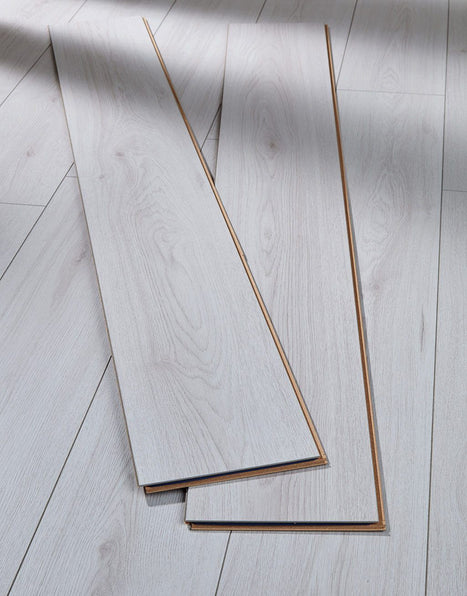 Kronotex Derwent 8mm Laminate Flooring - White Trend Oak