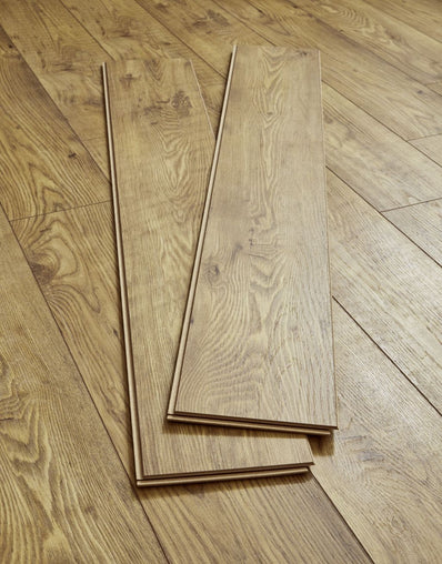 Kronospan Greendale 10mm Laminate Flooring - Addington Chestnut