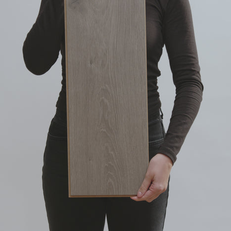 Tarnhows 7mm Laminate Flooring - Dark Grey Oak