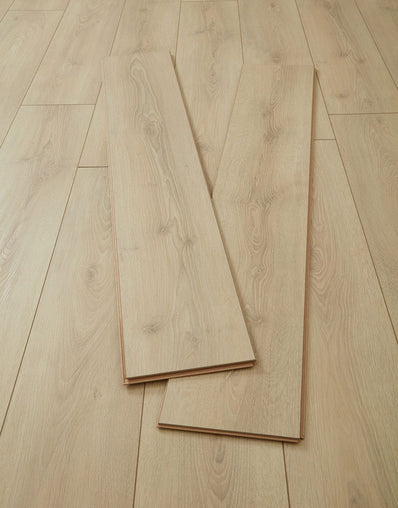 Grisedale 8mm Laminate Flooring - Natural Spruce