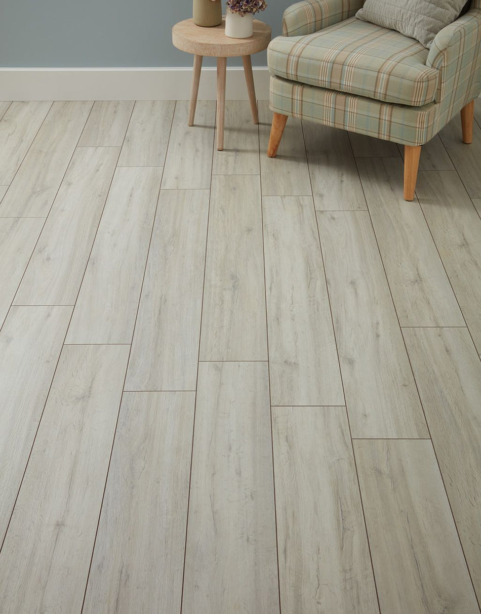 Ullswater 12mm Laminate Flooring - Classic Grey