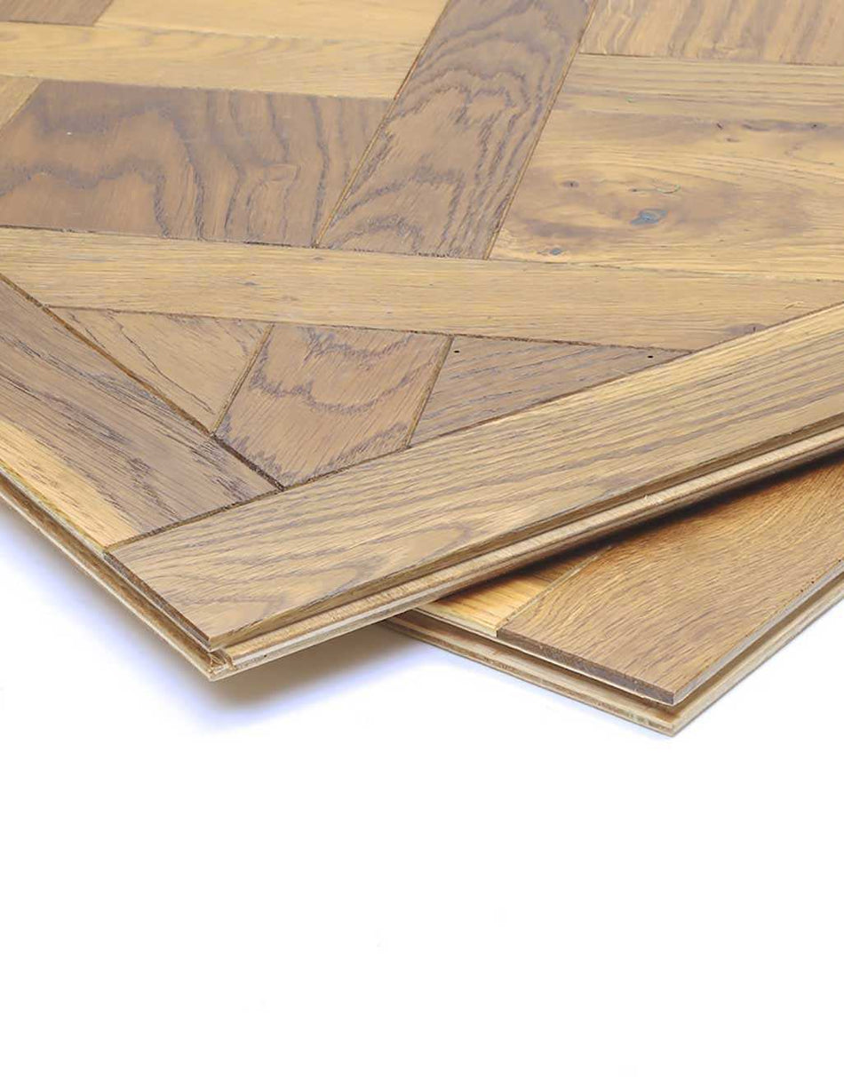 Black Friday Smoked Oak Engineered Wood Flooring - Natural Oak Versaille Tile