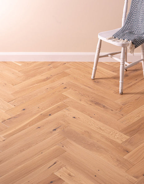 Elterwater 14mm Herringbone Lacquered Engineered Wood Flooring - Vanilla Oak