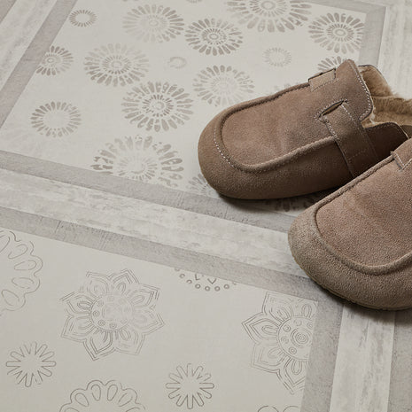 Faus Seathwaite 8mm Waterproof Laminate Flooring - Vintage Grey