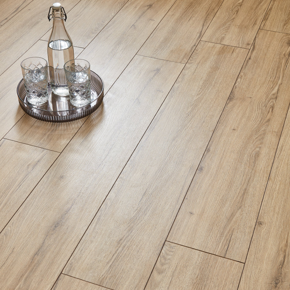 Buttermere 8mm Laminate Flooring - Elegant Oak
