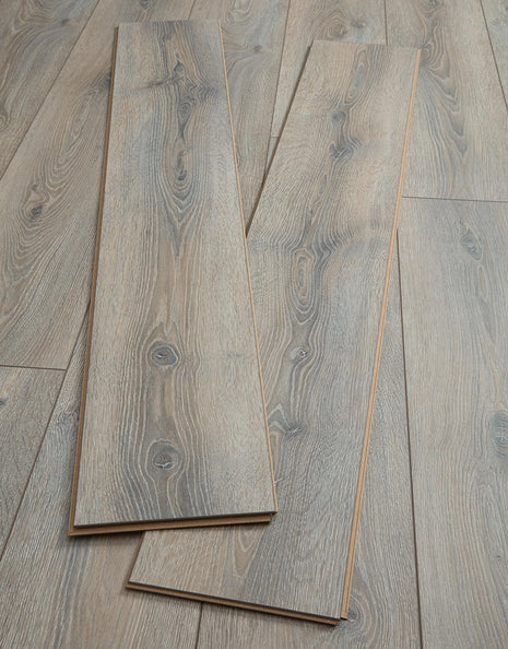 Snowdon 8mm Laminate Flooring - Fossil Oak