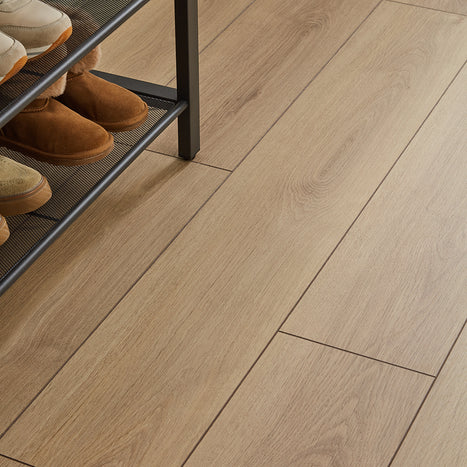 Tarnhows 7mm Laminate Flooring - Natural Oak