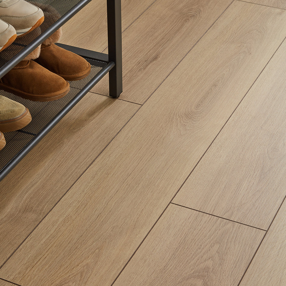 Tarnhows 7mm Laminate Flooring - Natural Oak