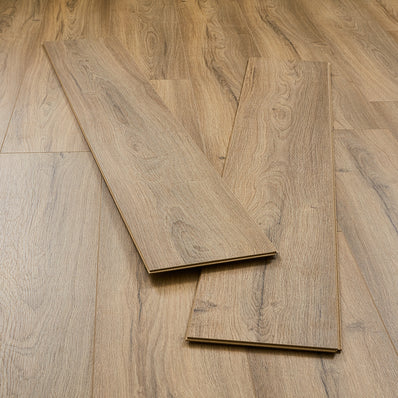 Tarnhows 7mm Laminate Flooring - Golden Oak