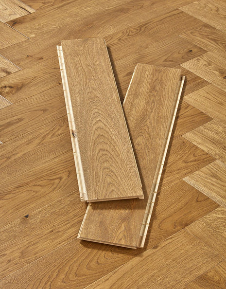 Elterwater Parquet 14mm Herringbone Engineered Wood Flooring - Golden Oak