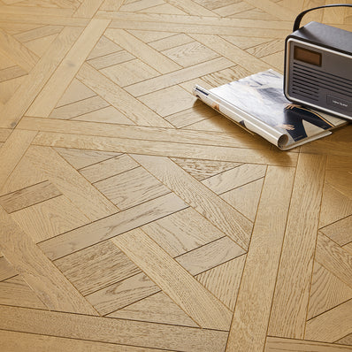 Chateau Oak 15mm Engineerd Wood Versailles Tiles - Golden Oak