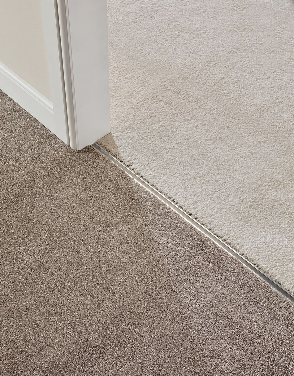 900mm Dual Grip Double Doorbar - Modern Silver