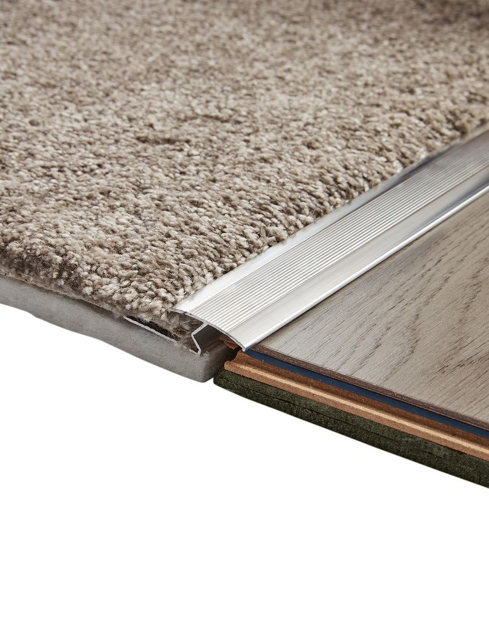 900mm Single Z Doorbar - Modern Silver