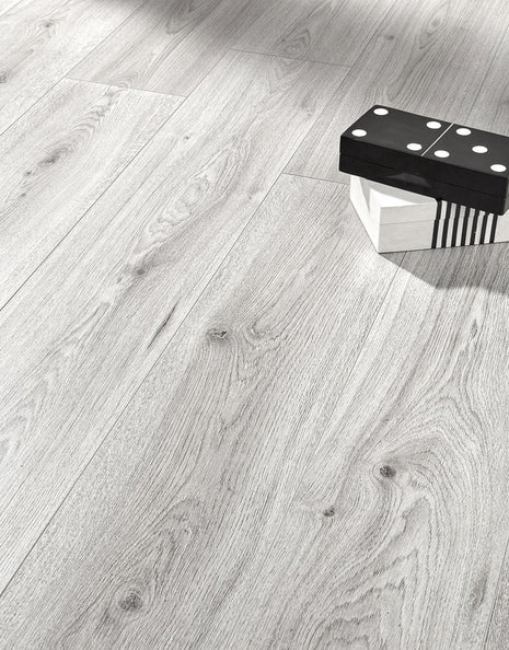 Kronotex Derwent 8mm Laminate Flooring - Grey Trend Oak