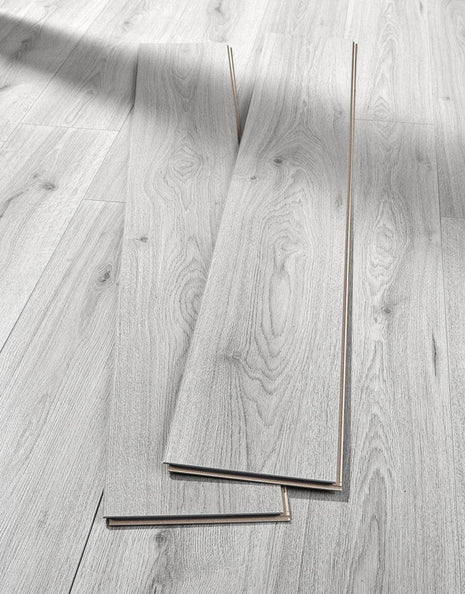 Kronotex Derwent 8mm Laminate Flooring - Grey Trend Oak