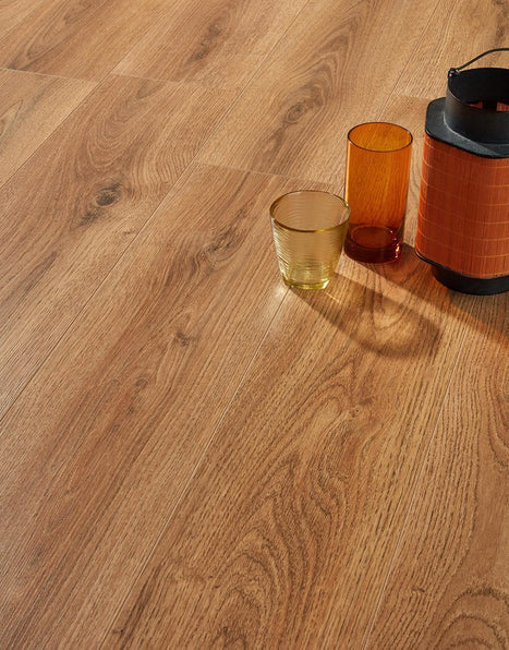 Kronotex Derwent 8mm Laminate Flooring - Summer Oak