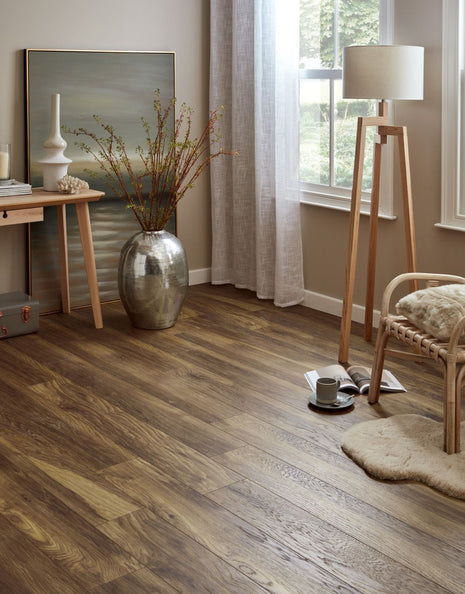 Kronospan Greendale 10mm Laminate Flooring - Havering Hickory