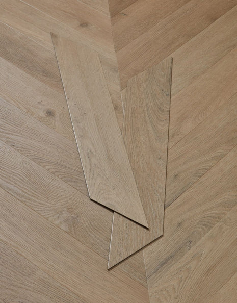 Asenso Signature Chevron - Oyster Oak