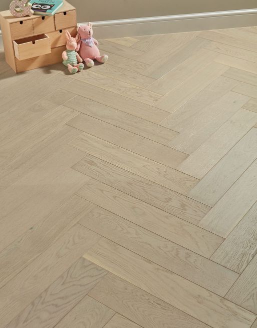 European Oak Herringbone Chantilly Lace Oak 14 x 130mm