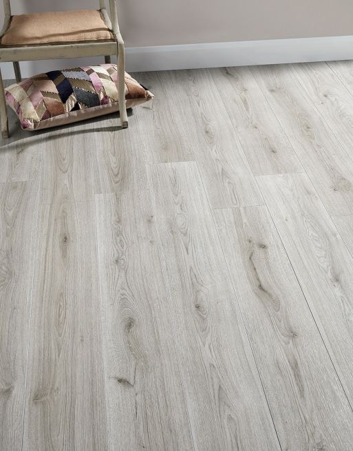 Kronotex Standard Plus 7mm - Trend Oak Grey Laminate Flooring