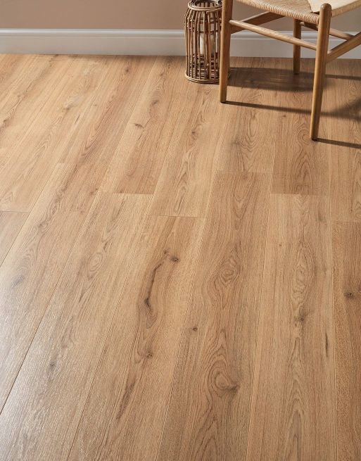 Kronotex Standard Plus 7mm - Trend Oak Nature Laminate Flooring