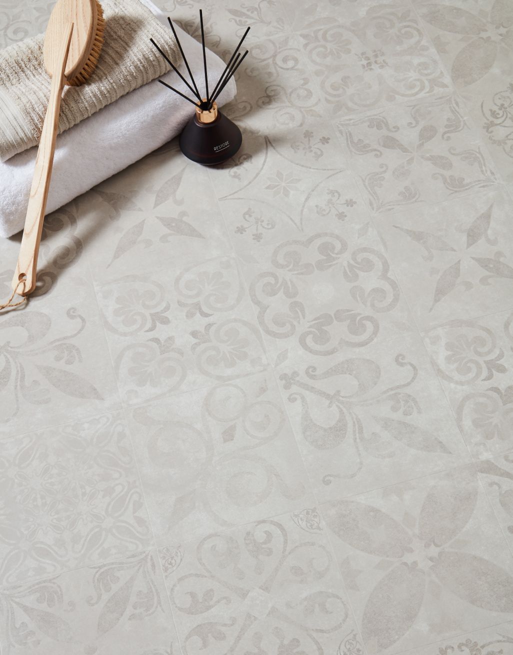 Faus Retro 8mm - Traditional Laminate Flooring 2