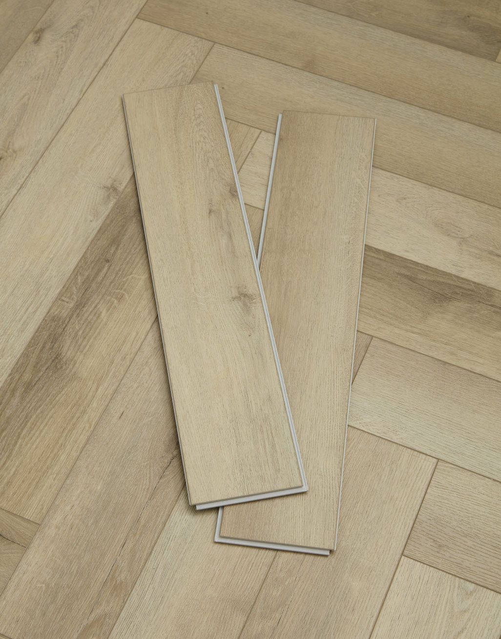 EvoCore Premium Herringbone - Light Vanilla Oak 3
