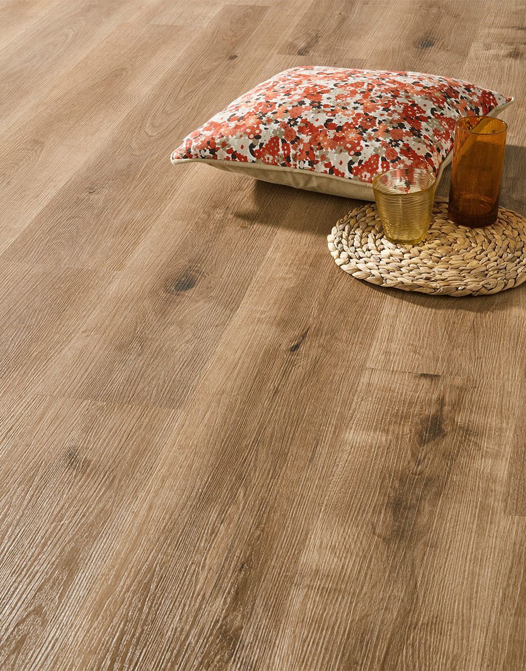 EvoCore Essentials - Light Toffee Oak 2