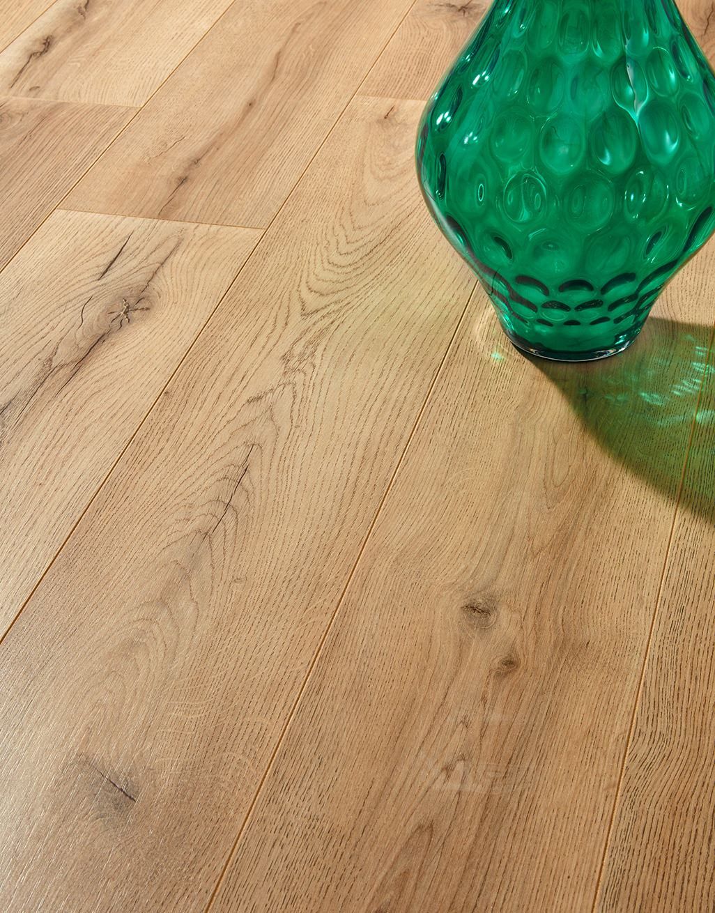 Kronotex Standard Plus 7mm - Century Oak Beige Laminate Flooring 2