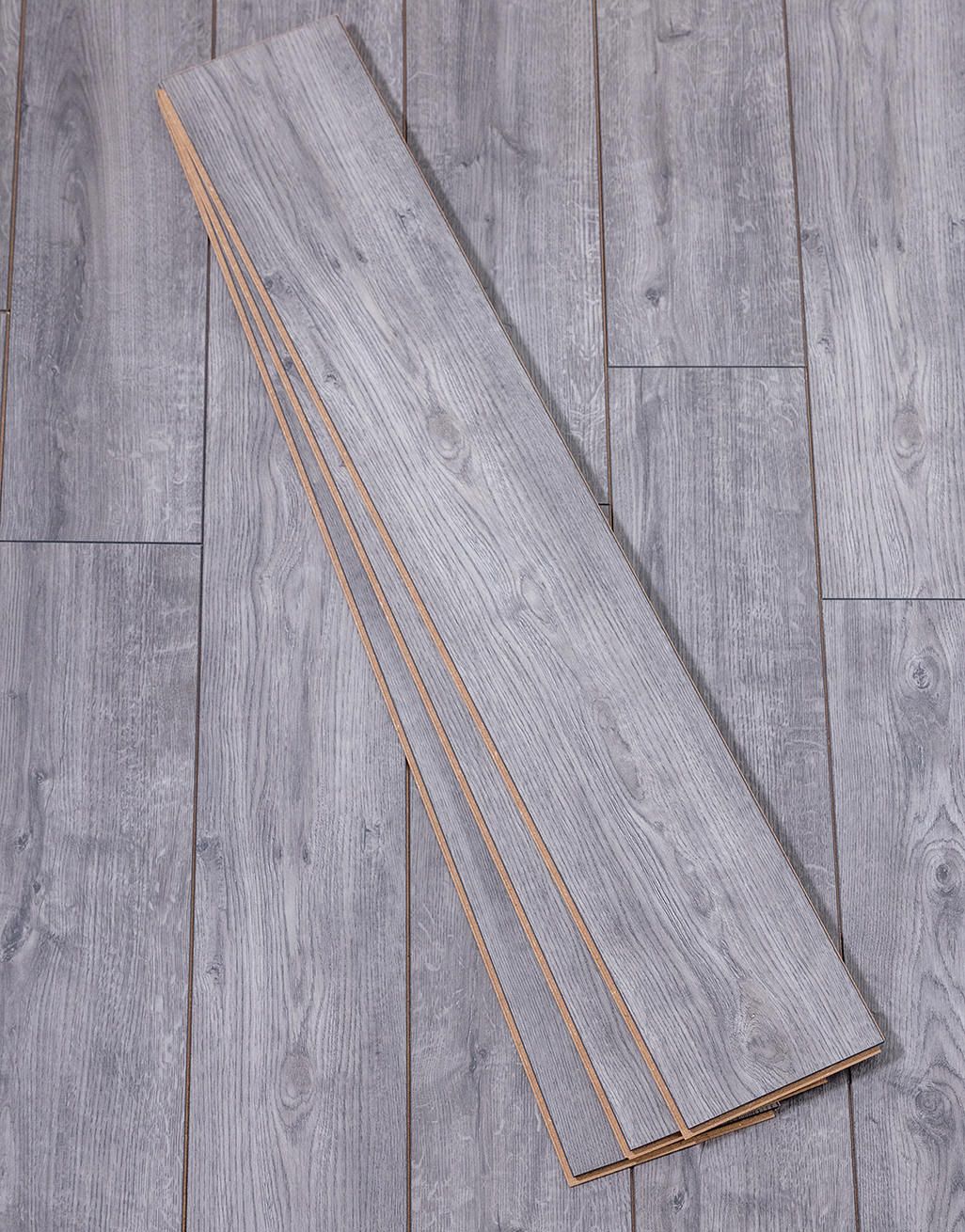 Classic 8mm - Dark Grey Oak 4
