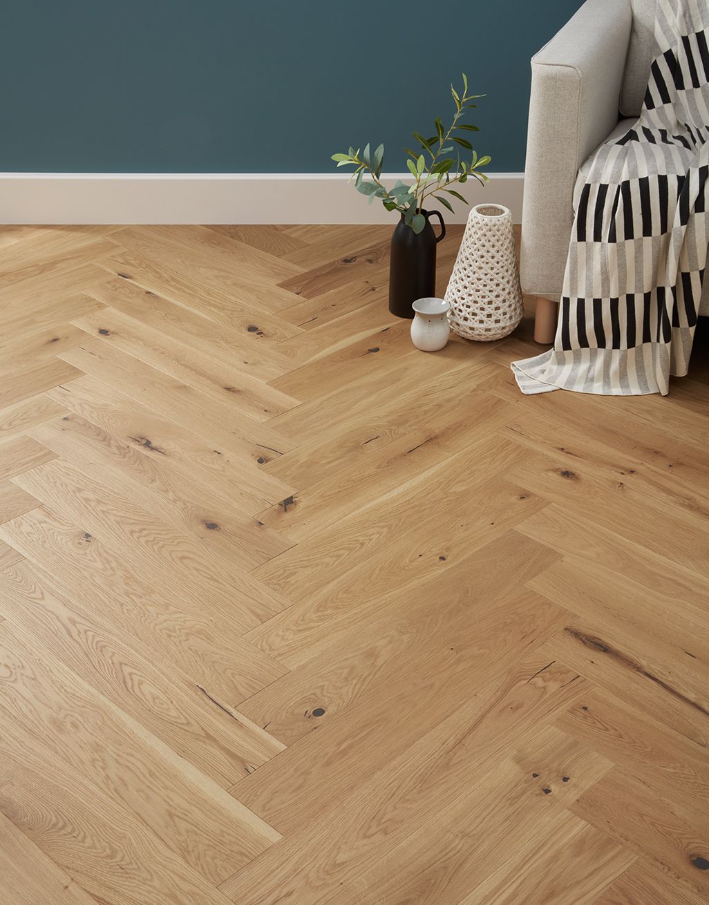European Oak Herringbone Harvest Brown Oak 14 x 130mm 1