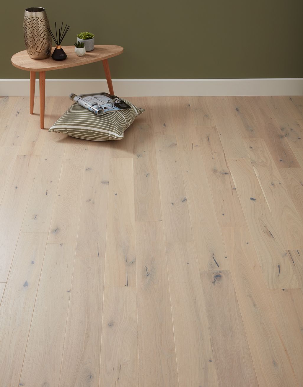 Home Select European Cappuccino Oak 14 x 130mm 1